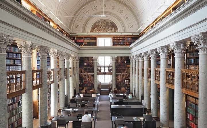 Biblioteca. Wikipedia